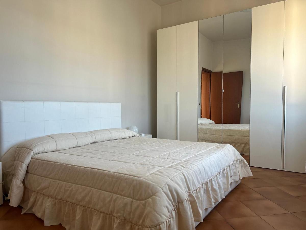דירות לוקה Albi'S House,Terrazza ,Wi-Fi, Parcheggio, Ac מראה חיצוני תמונה