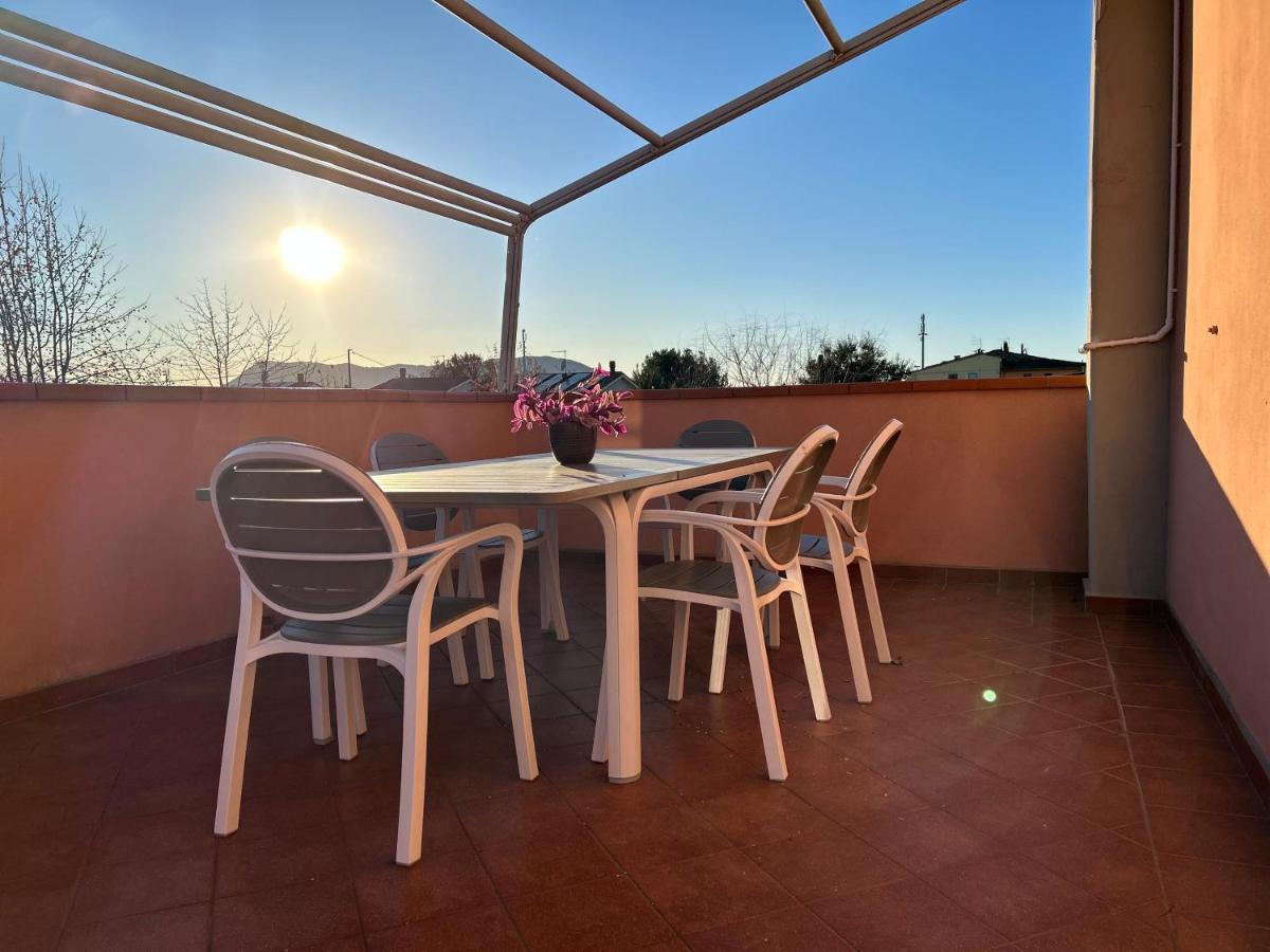 דירות לוקה Albi'S House,Terrazza ,Wi-Fi, Parcheggio, Ac מראה חיצוני תמונה