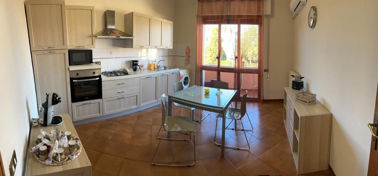 דירות לוקה Albi'S House,Terrazza ,Wi-Fi, Parcheggio, Ac מראה חיצוני תמונה