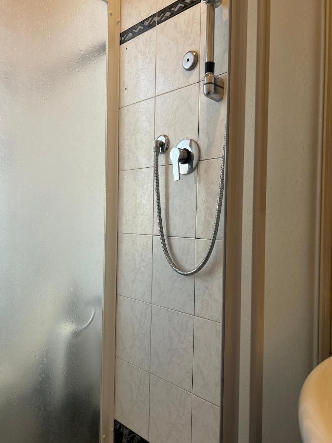 דירות לוקה Albi'S House,Terrazza ,Wi-Fi, Parcheggio, Ac מראה חיצוני תמונה