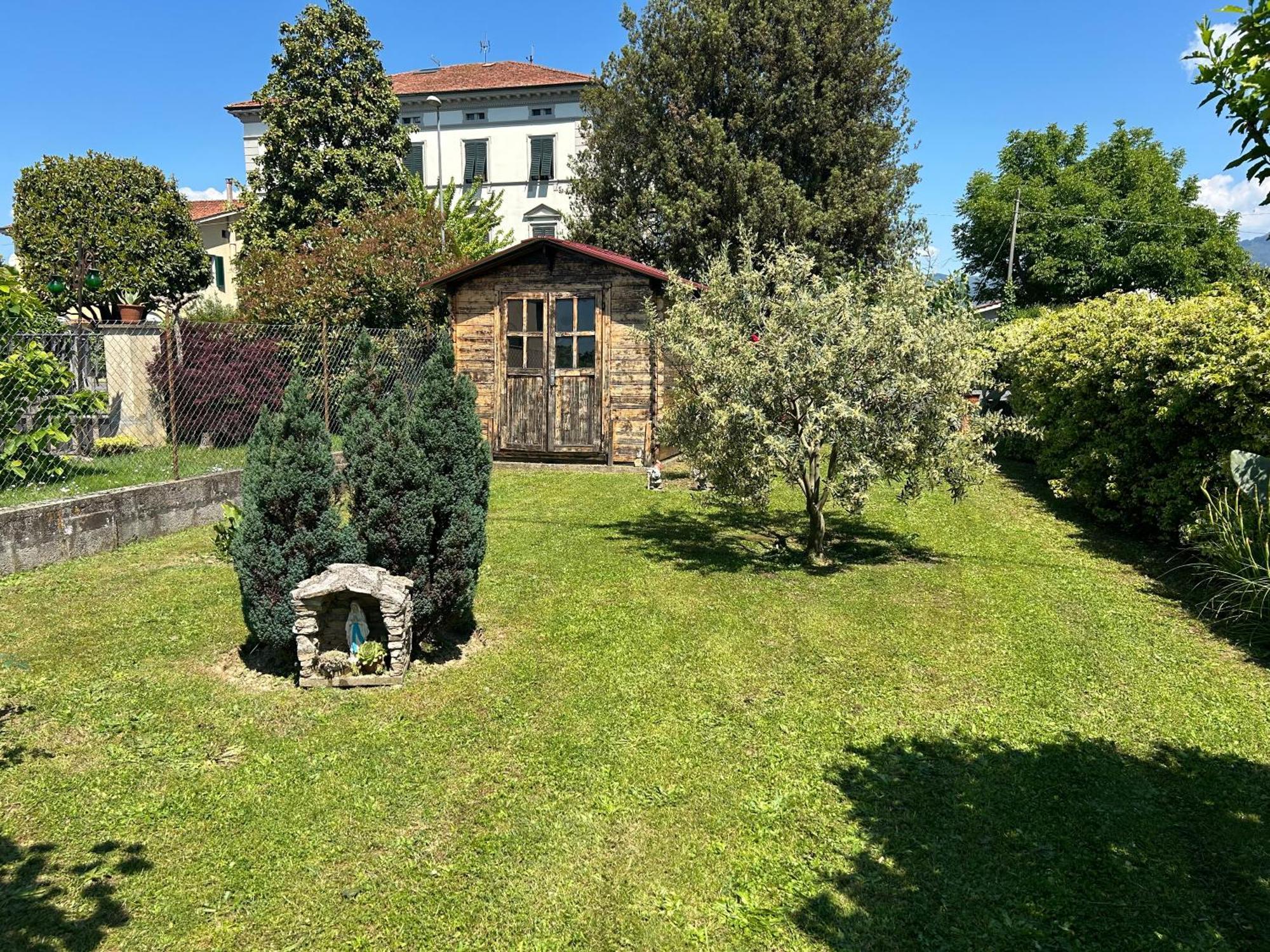דירות לוקה Albi'S House,Terrazza ,Wi-Fi, Parcheggio, Ac מראה חיצוני תמונה