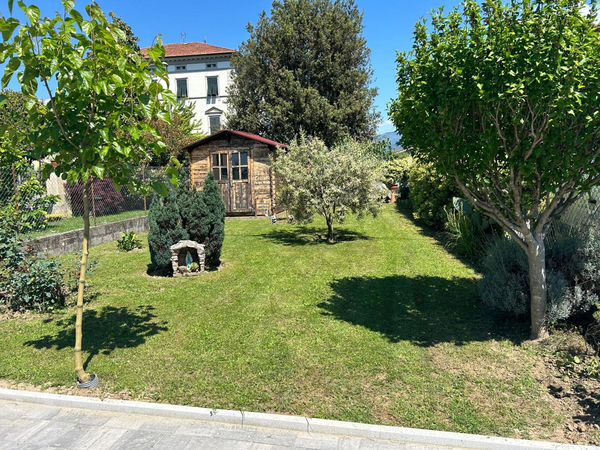 דירות לוקה Albi'S House,Terrazza ,Wi-Fi, Parcheggio, Ac מראה חיצוני תמונה