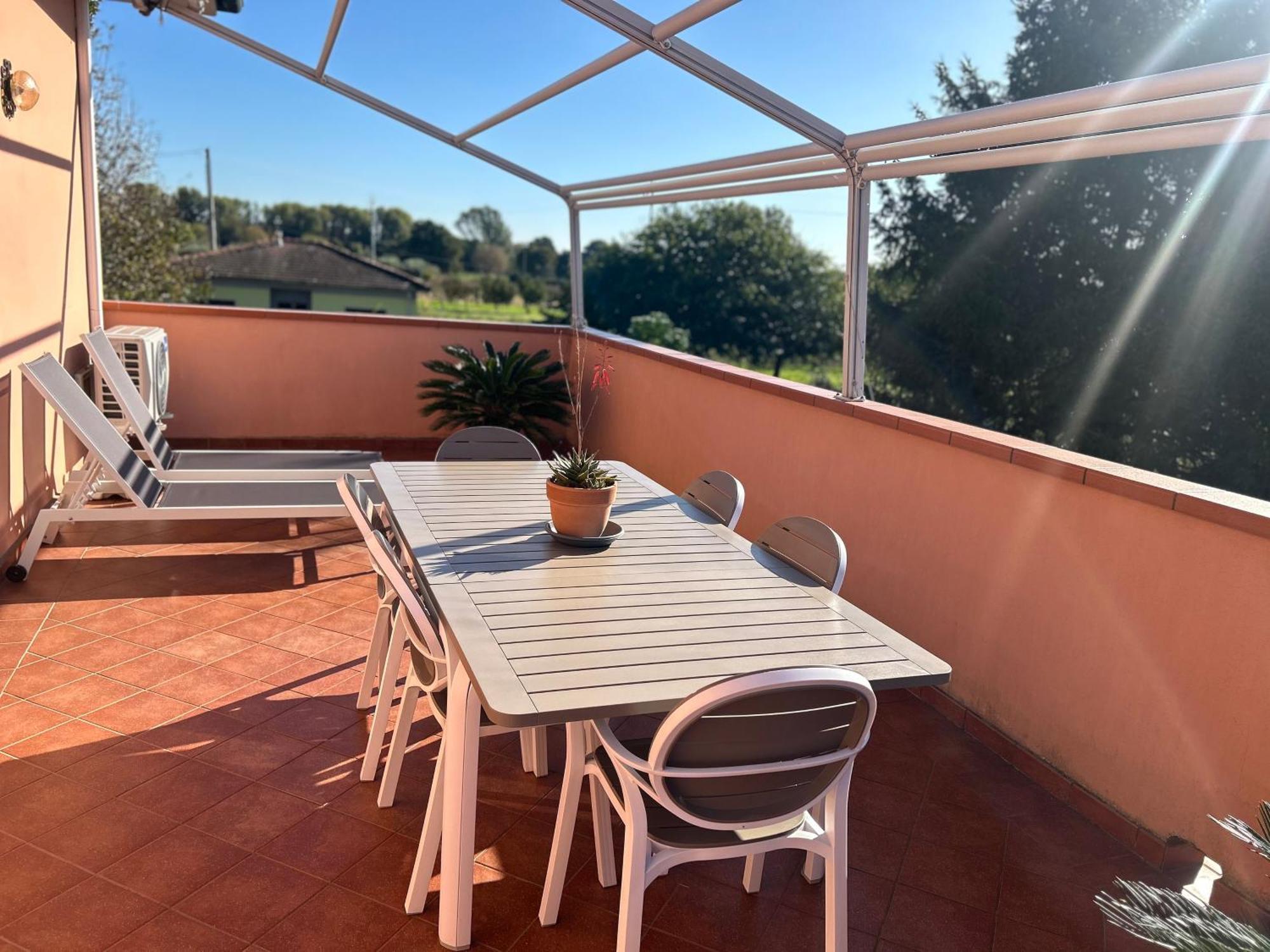 דירות לוקה Albi'S House,Terrazza ,Wi-Fi, Parcheggio, Ac מראה חיצוני תמונה